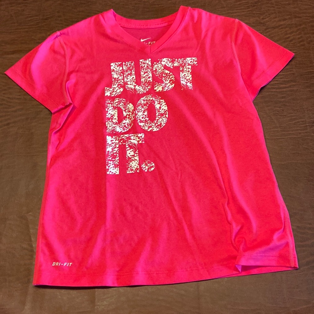 Nike girls dri-fit shirt